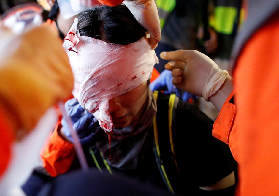 Prosvjedi u zračnoj luci u Hong Kongu | Author: ISSEI KATO/REUTERS/PIXSELL