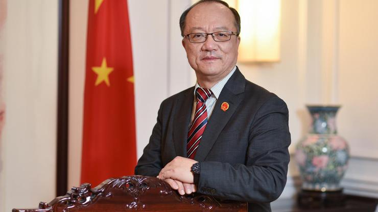 Qi Qianjin, kineski veleposlanik u Hrvatskoj
