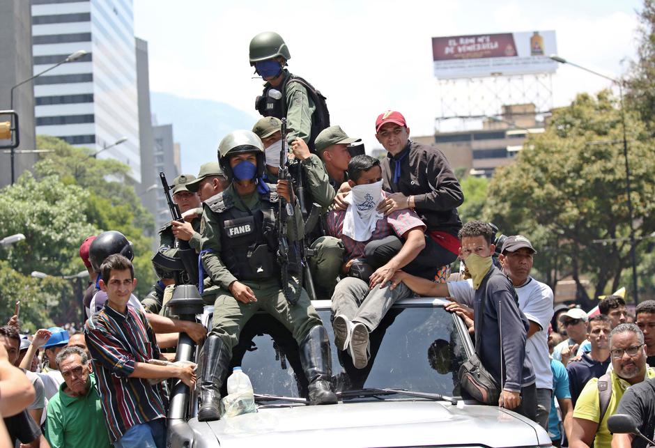 Pobuna u Venezueli | Author: CARLOS EDUARDO RAMIREZ/REUTERS/PIXSELL