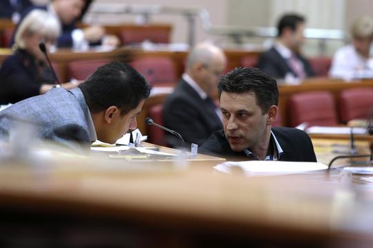 Nikola Grmoja i Božo Petrov u Saboru