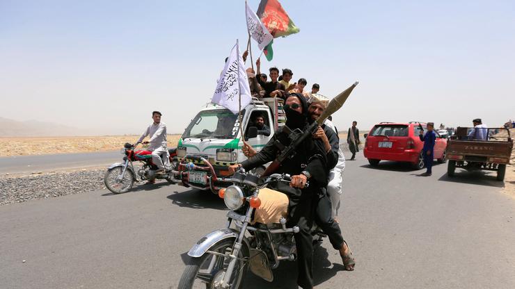 Talibani slave na motoru u Afganistanu