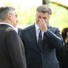 Predsjednik Milanović i premijer Plenković razmijenili nekoliko riječi u Jasenovcu