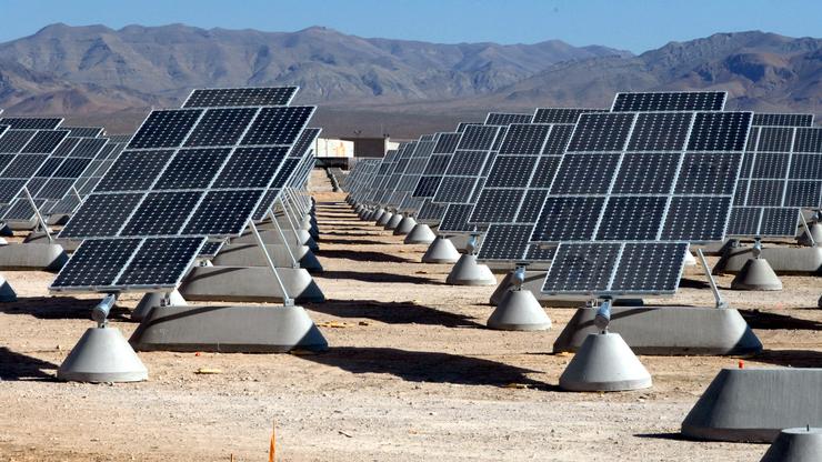 Solarni paneli, Nellis Air Force Base