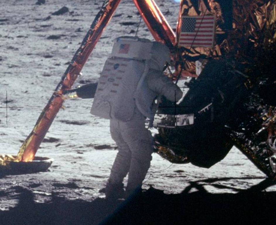 Slijetanje na Mjesec - Apollo 11