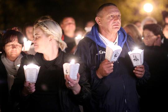 Misa u parku na Savici, glavne zvijezde don Damir Stojić i pater Ivan Mandurić