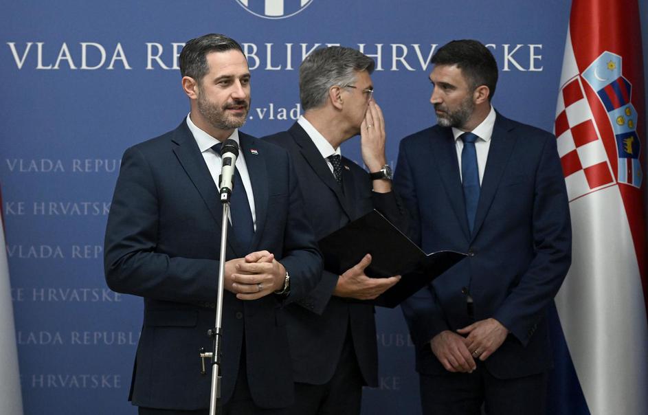 Zagreb: Predsjednik Vlade Andrej Plenković primio je hrvatsku juniorsku vaterpolsku reprezentaciju.