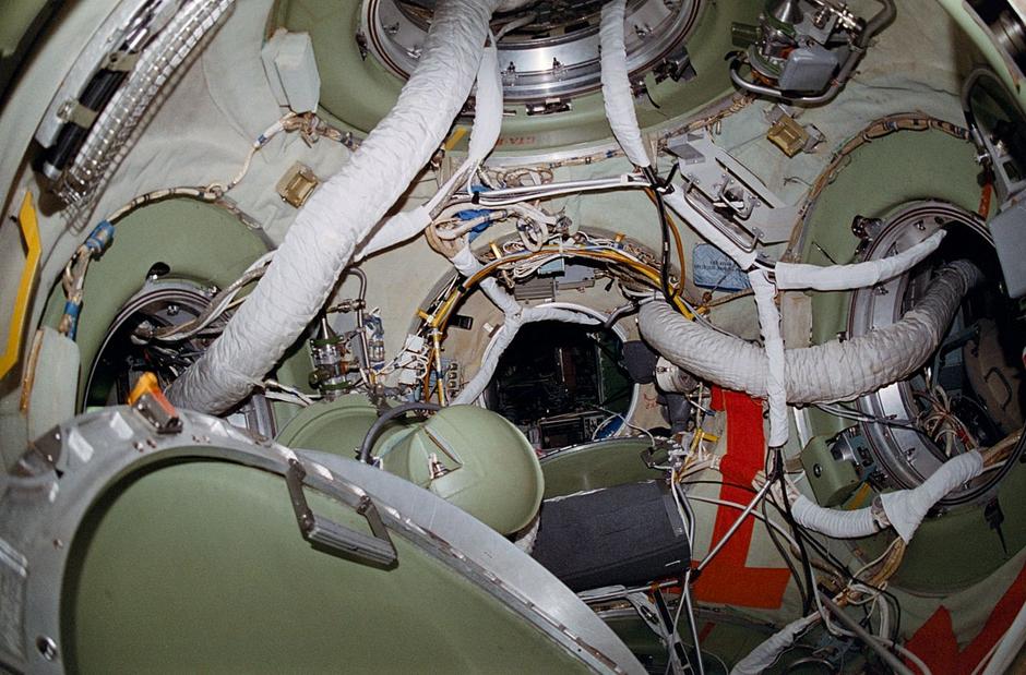 Unutrašnjost svemirske stanice Mir | Author: Wikimedia Commons