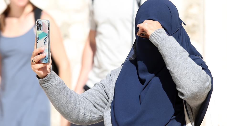 Austrijanci prelomili: Nema više hidžaba u školama