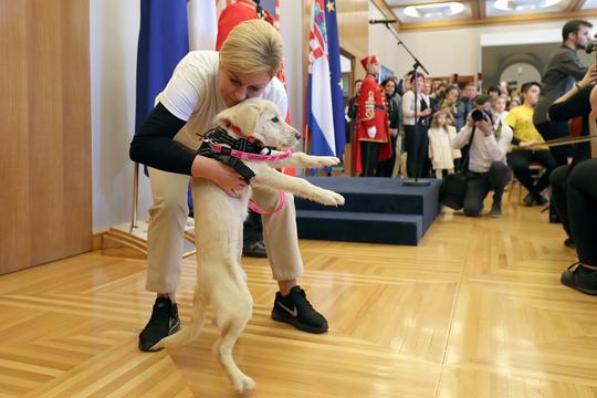 Kolinda Grabar Kitarović na predstavljanju kućnog ljubimca javnosti