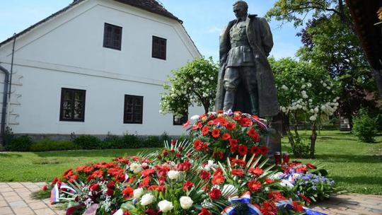 Titov spomenik u Kumrovcu