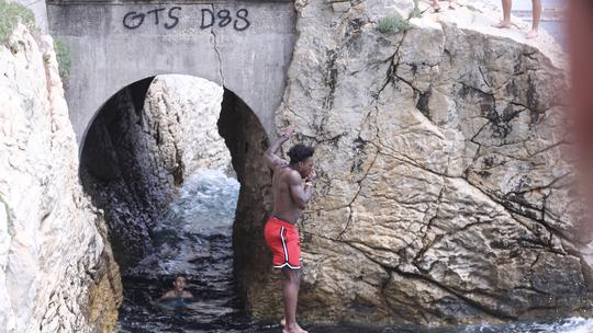Split: Najpopularniji svjetski streamer IShowSpeed skakao je u more na splitskoj plaži Ježinac