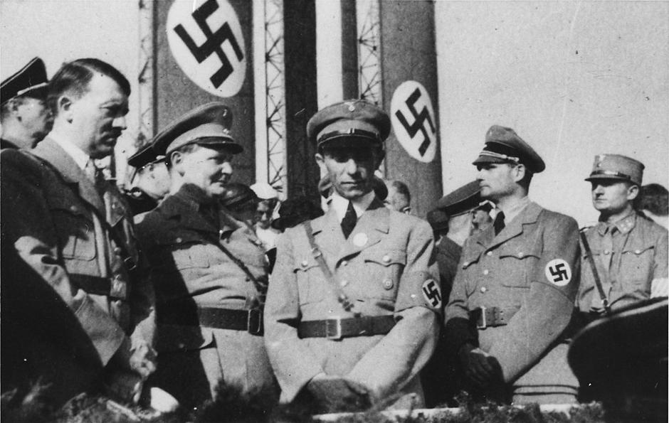 Hitler i suradnici | Author: Wikipedia