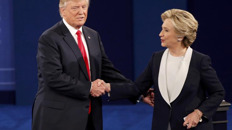Rukovanje poslije druge predsjedničke debate - Hillary Clinton i Donald Trump