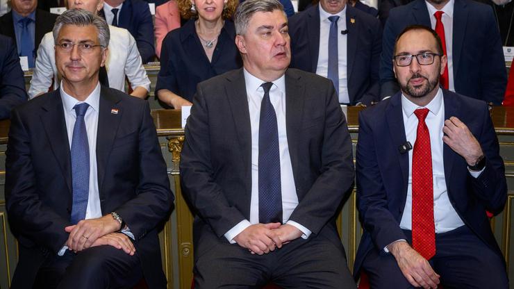 Milanović i Plenković zajedno na dodjeli priznanja povodom Dana grada Zagreba