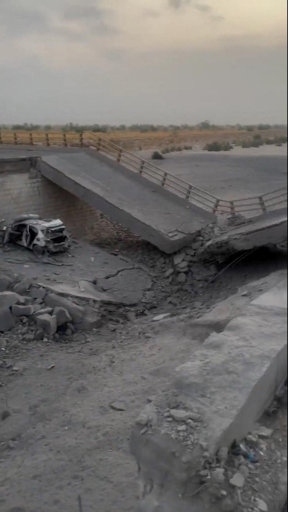 A damaged portion of a bridge in the aftermath of a strike, in Bandar Khamir | Author: Social Media
