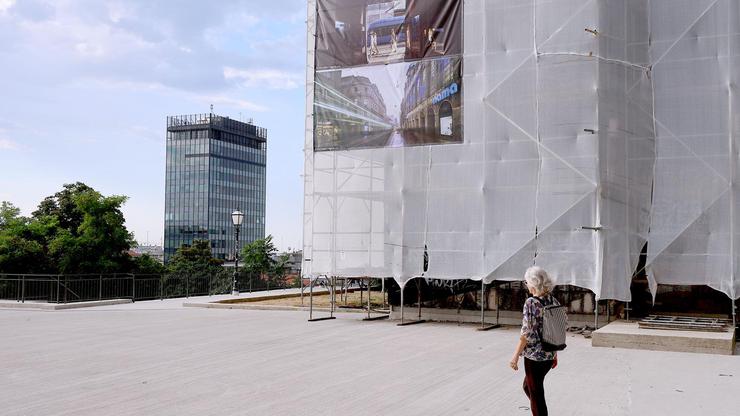 Zagreb:  Neobična izložba na skelama 