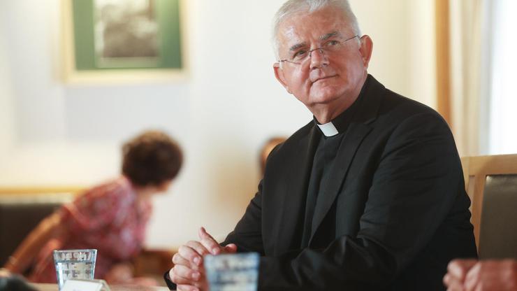 Grad Rijeka i Caritas Riječke nadbiskupije provode projekt "U svom domu" za pomoć potrebitima