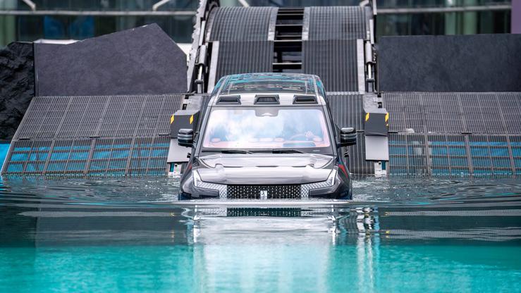 CHENGDU, CHINA - AUGUST 31: BYD YangWang U8 plug-in hybrid SUV demonstrates its emergency floating function during Cheng