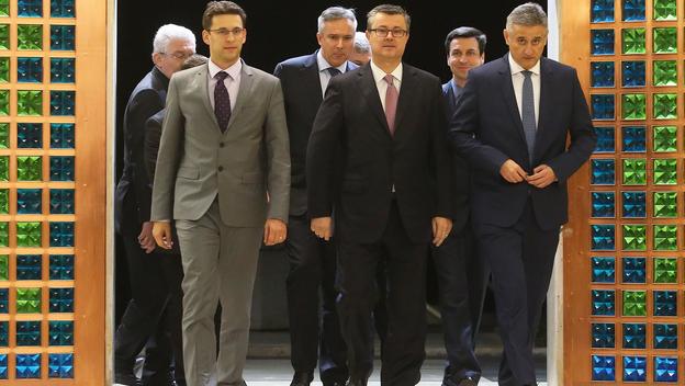 Mandatar Orešković dolazi kod predsjednice u pratnji čelnika Mosta i Domoljubne koalicije