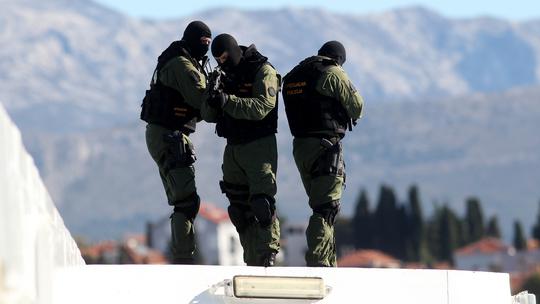 Vježba specijalne policije