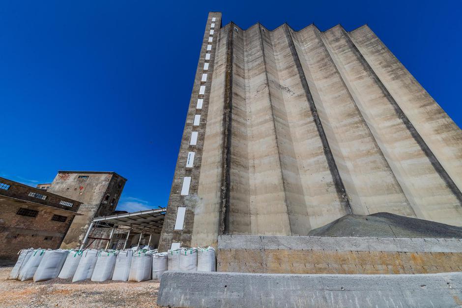 Gospić: Silos i mjesto gdje je odložen otrovni i opasni otpad | Author: Zvonimir Barisin/PIXSELL