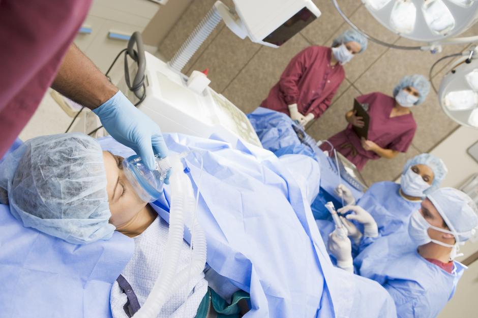 Ilustracija anestezije prije operacije | Author: Thinkstock