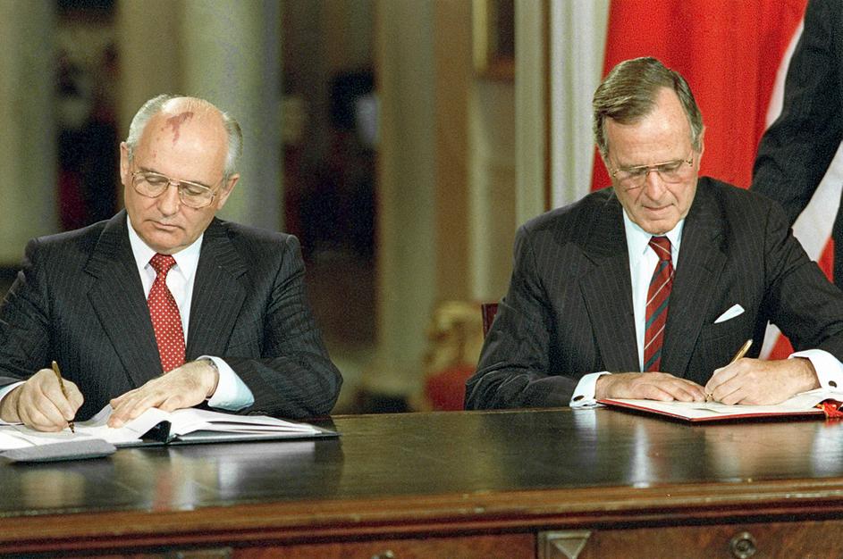 Mihail Gorbačov i George Bush Sr.