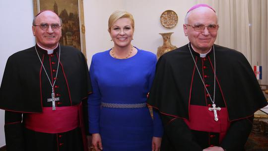 Kolinda Grabar kitarović, Mgr. Juliusz Janusz te nuncij Alessandro D'Errico