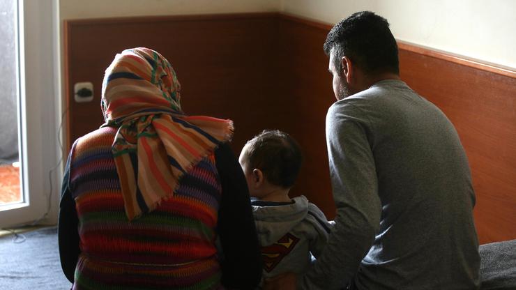 Sirijska obitelj, nedavno protjerana iz Austrije