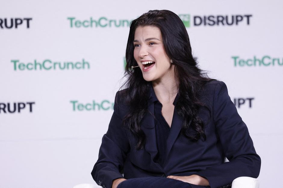 1048852754 | Author: 