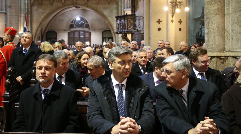 Što misli Katedrala: 'Kad u prvom redu vidim HDZ-ovce, uvijek se razveselim'