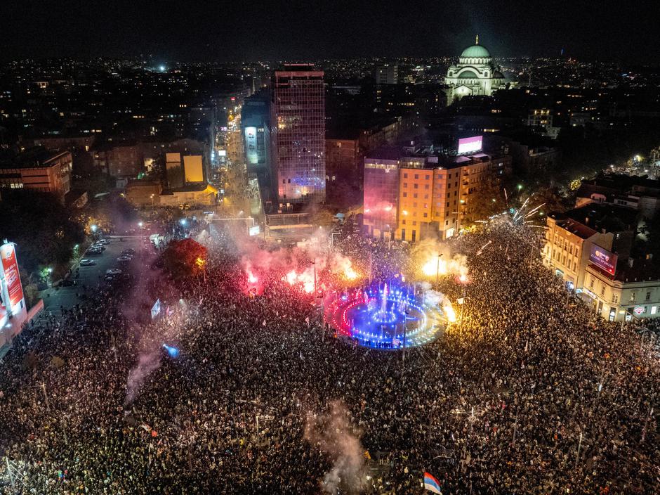 People celebrate the victory of the Student List in Belgrade | Author: Djordje Kojadinovic