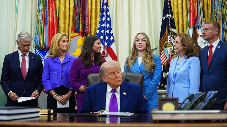 Trump Holds Maternal Healthcare Event in the Oval Office