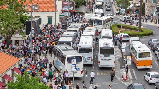 Prometni kolaps u Dubrovniku zbog previše turista