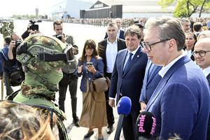 The demonstration of the capabilities of the Serbian Armed Forces "Flag 2024" was held at the military airport "Colonel-Pilot Milenko Pavlovic" in Batajnica.Prikaz sposobnosti Vojske Srbije "Zastava 2024" odrzan je na vojnom aerodromu "Pukovnik-pilot Mi