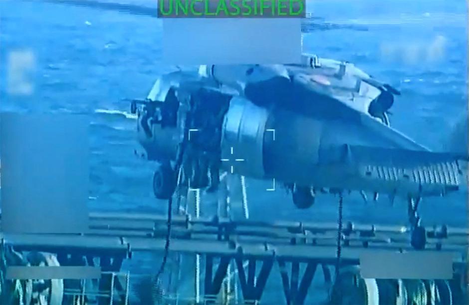 U.S. forces abseil onto an oil tanker during its seizure by the United States off the coast of Venezuela | Author: U.S. Attorney General