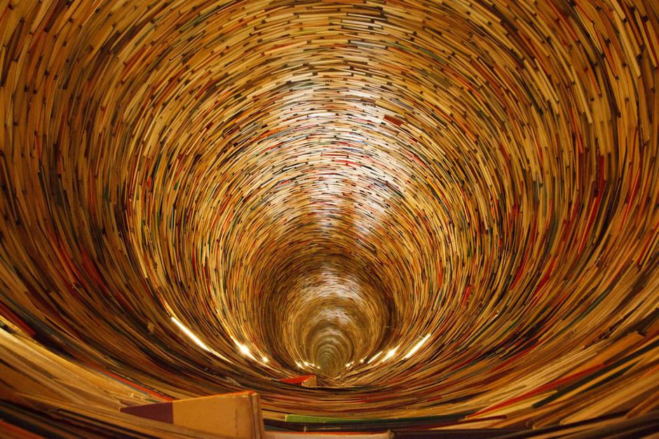 Tunel od knjiga | Author: public domain