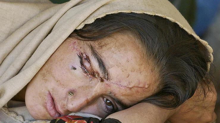 Žena žrtva potresa u Pakistanu