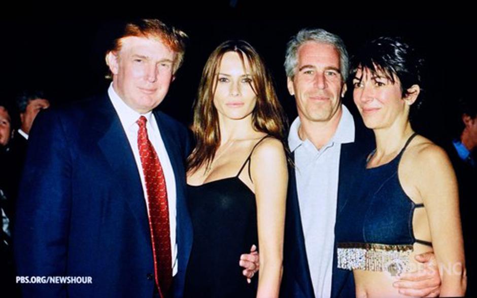 A PBS News Hour screenshot of a photograph showing U.S. President Donald Trump socializing with accused pedaphile Jeffrey Epstein. | Author: Profimedia