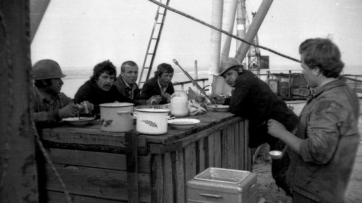 AMAZING Photo Film discovered Documenting Work In Chernobyl,Chernobyl worker Aleksandr Shubovskiy captures rare images