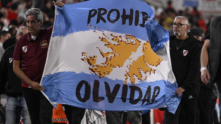 Falklands War veterans marched, during the match between River Plate and Belgrano Cordoba for the 2026 Torneo Apertura.