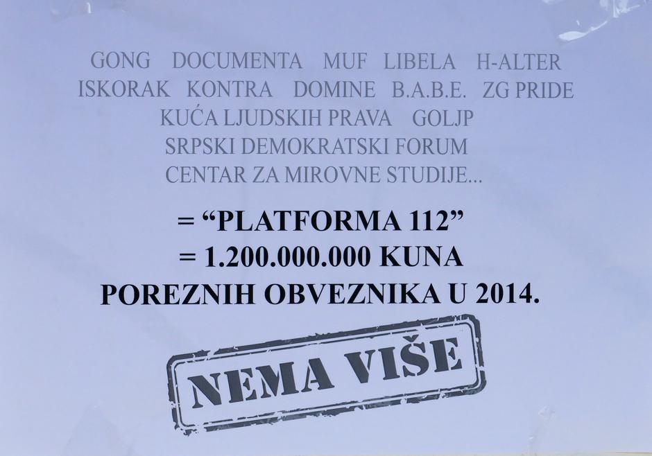 Split: Na autobusnim stanicama pojavili se plakati podrške ministru Hasanbegoviću | Author: Ivo Cagalj (PIXSELL)