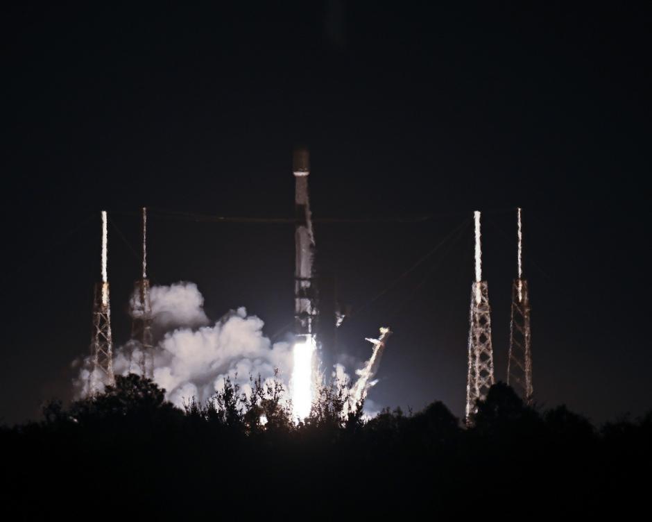 SpaceX Launches Starlink Satellites from the Cape Canaveral Space Force Station, Florida | Author: 