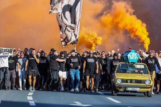 Split: Korteo Torcide prema stadionu Poljud