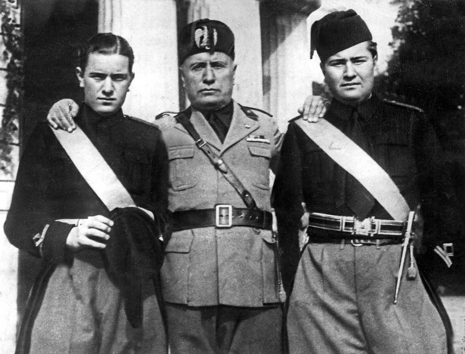 Benito Mussolini sa sinovima | Author: Ignoto/Wikipedia