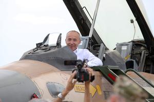 Zagreb: Borbeni zrakoplovi izraelske vojske F-16 Barak u bazi HRZ-a na Plesu