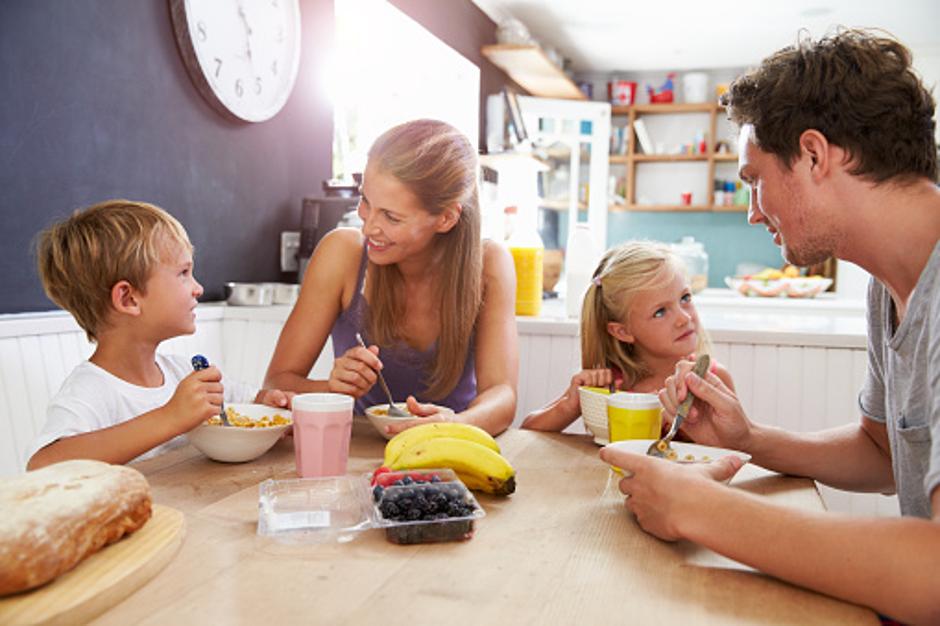 Obitelj doručkuje | Author: Thinkstock
