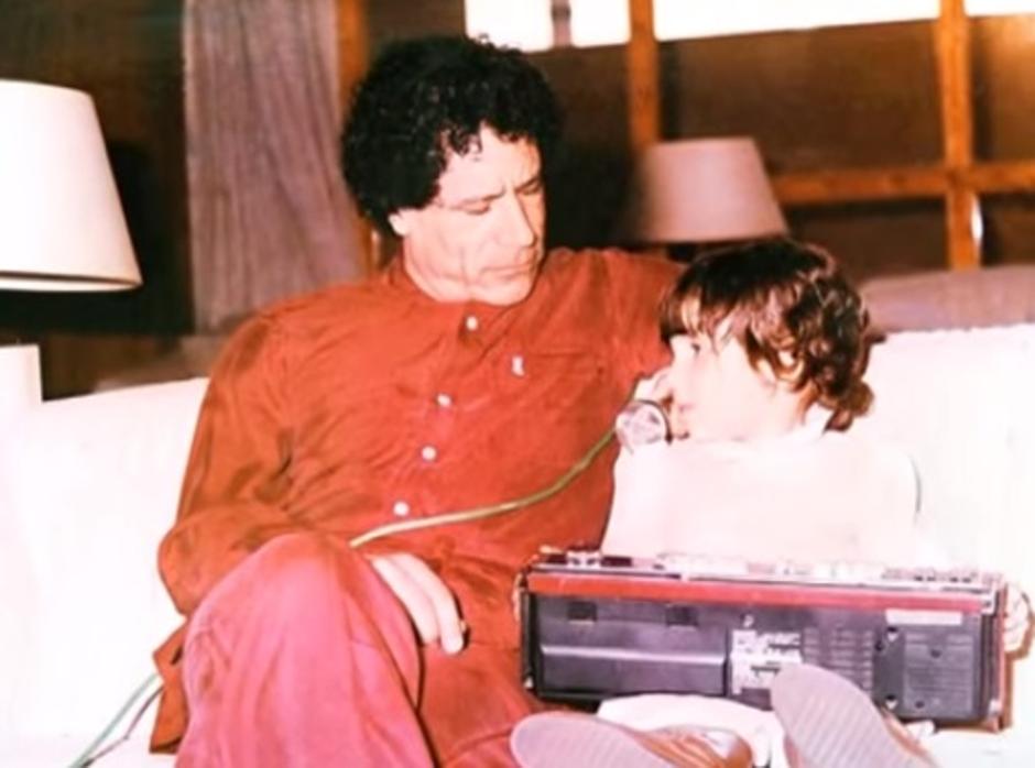 Muammar Gadaffi s djetetom | Author: Youtube