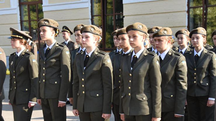 Mlade ukrajinske časnice