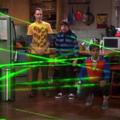 Teorija Velikog praska, zafrkavanje s laserima